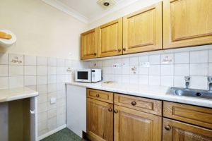 KITCHEN- click for photo gallery